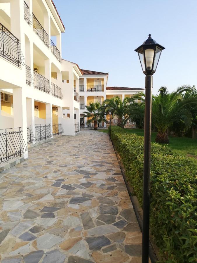 Village Inn Studios & Family Apartments Laganas Eksteriør billede