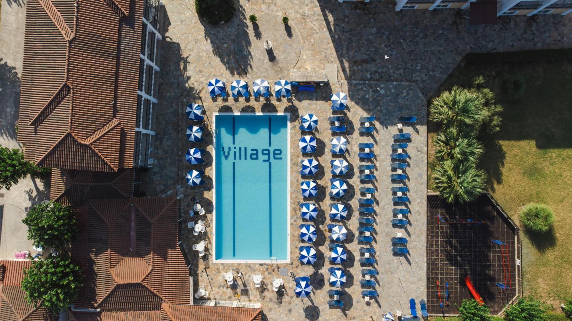 Village Inn Studios & Family Apartments Laganas Eksteriør billede