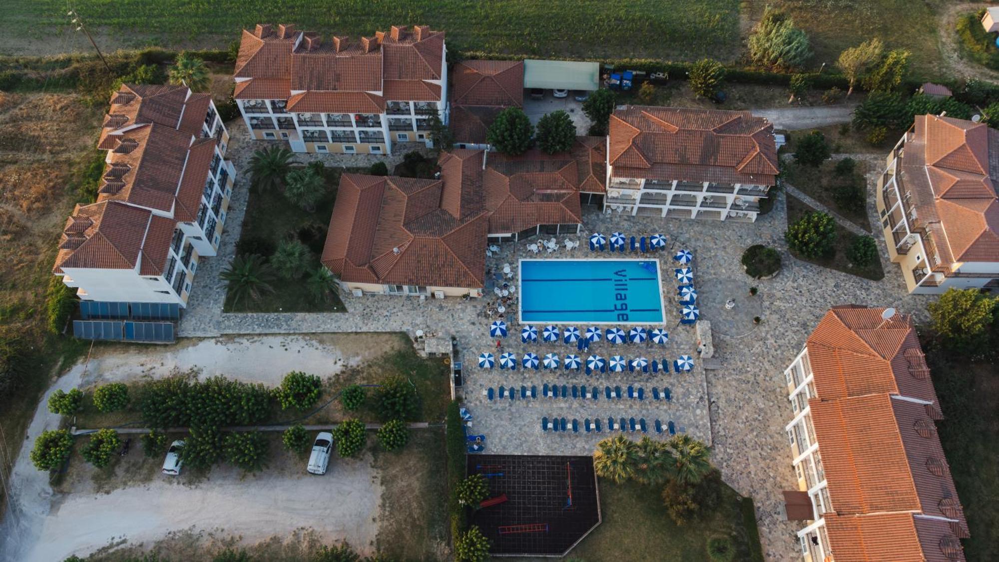Village Inn Studios & Family Apartments Laganas Eksteriør billede