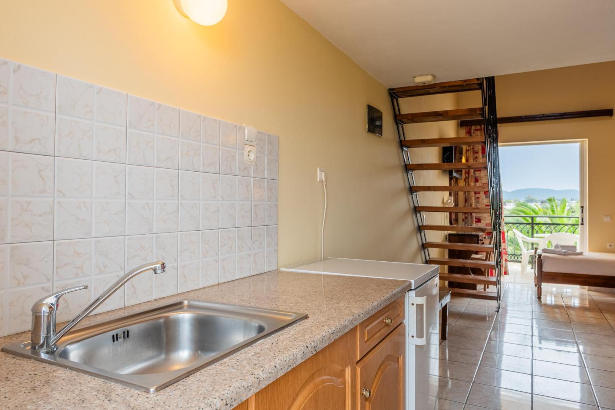 Village Inn Studios & Family Apartments Laganas Eksteriør billede